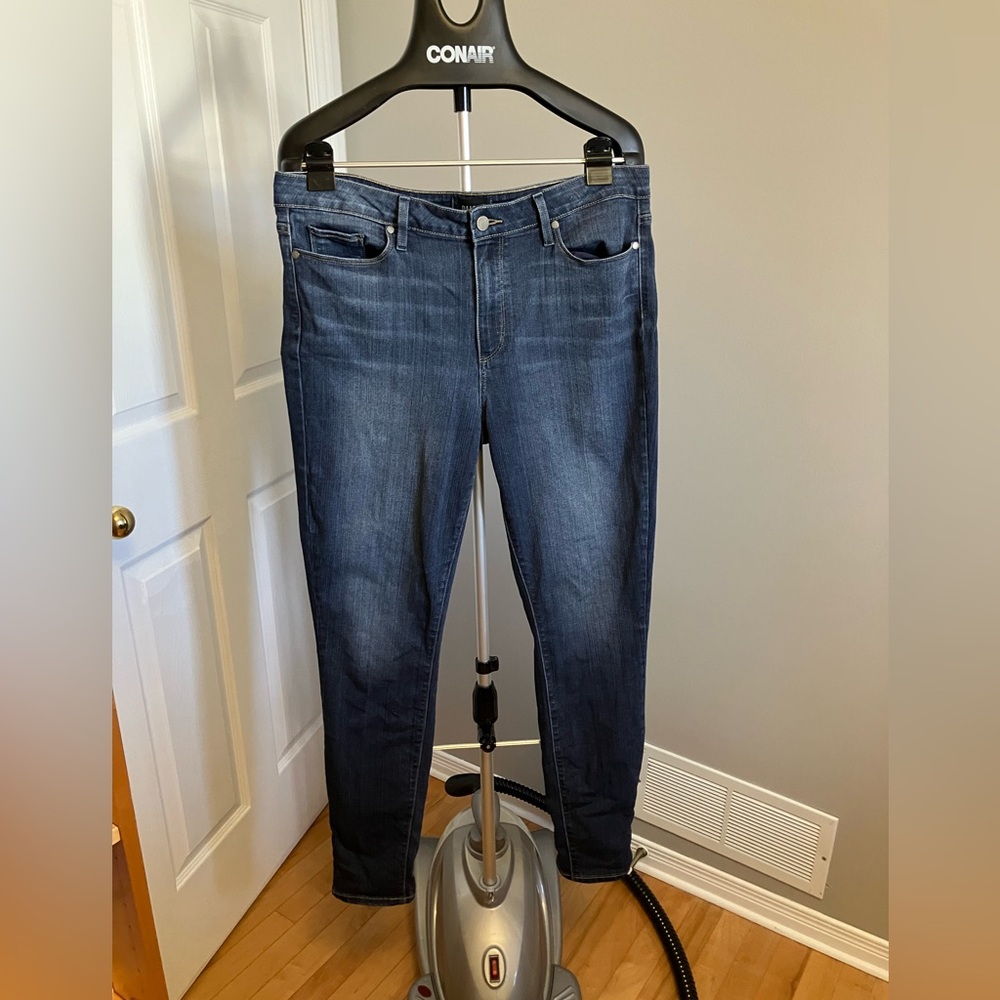 PAIGE Hoxton Ultra Skinny jeans